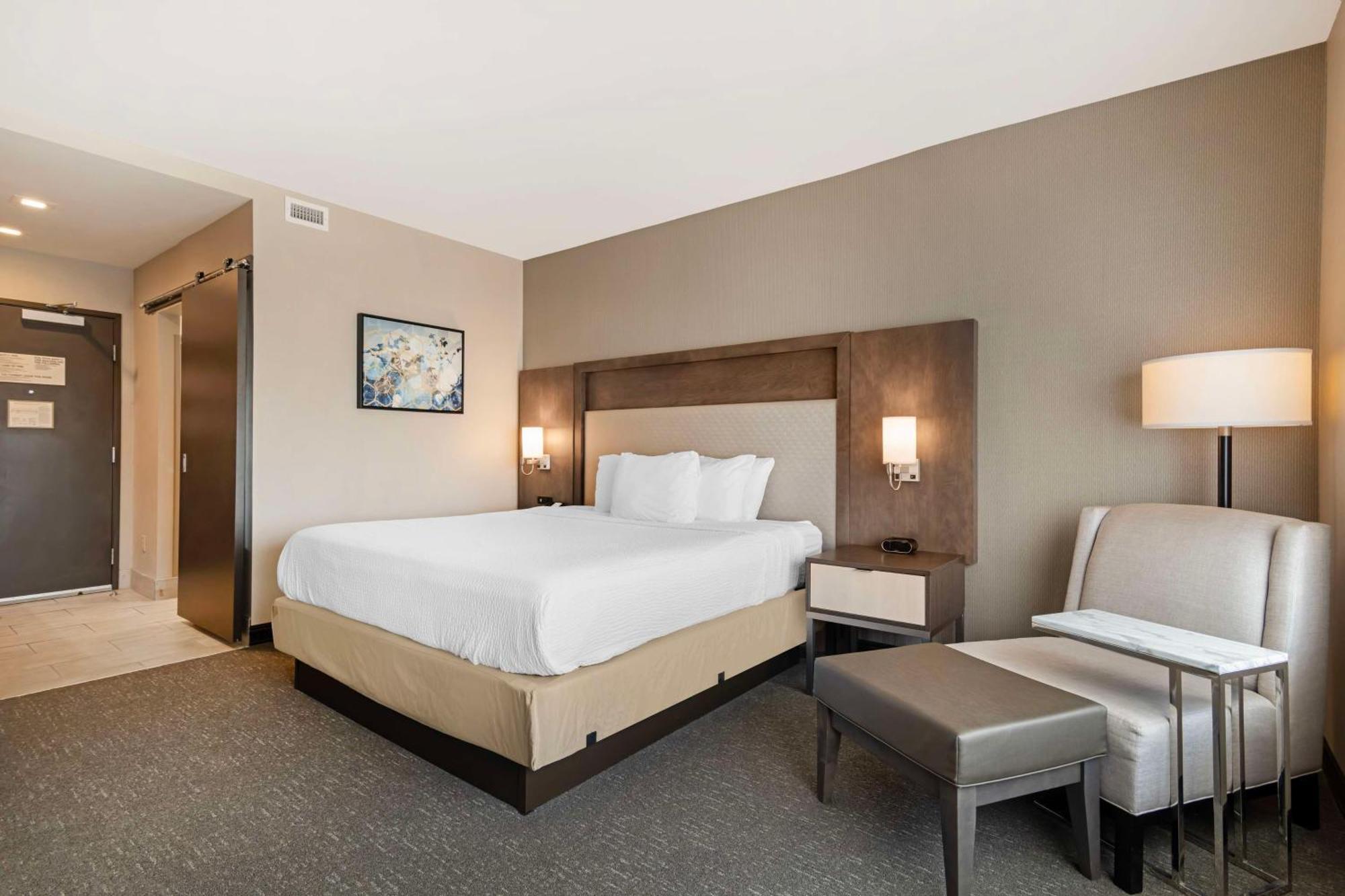 Best Western Plus Executive Residency Rigby'S Water World Hotel Warner Robins Exterior photo