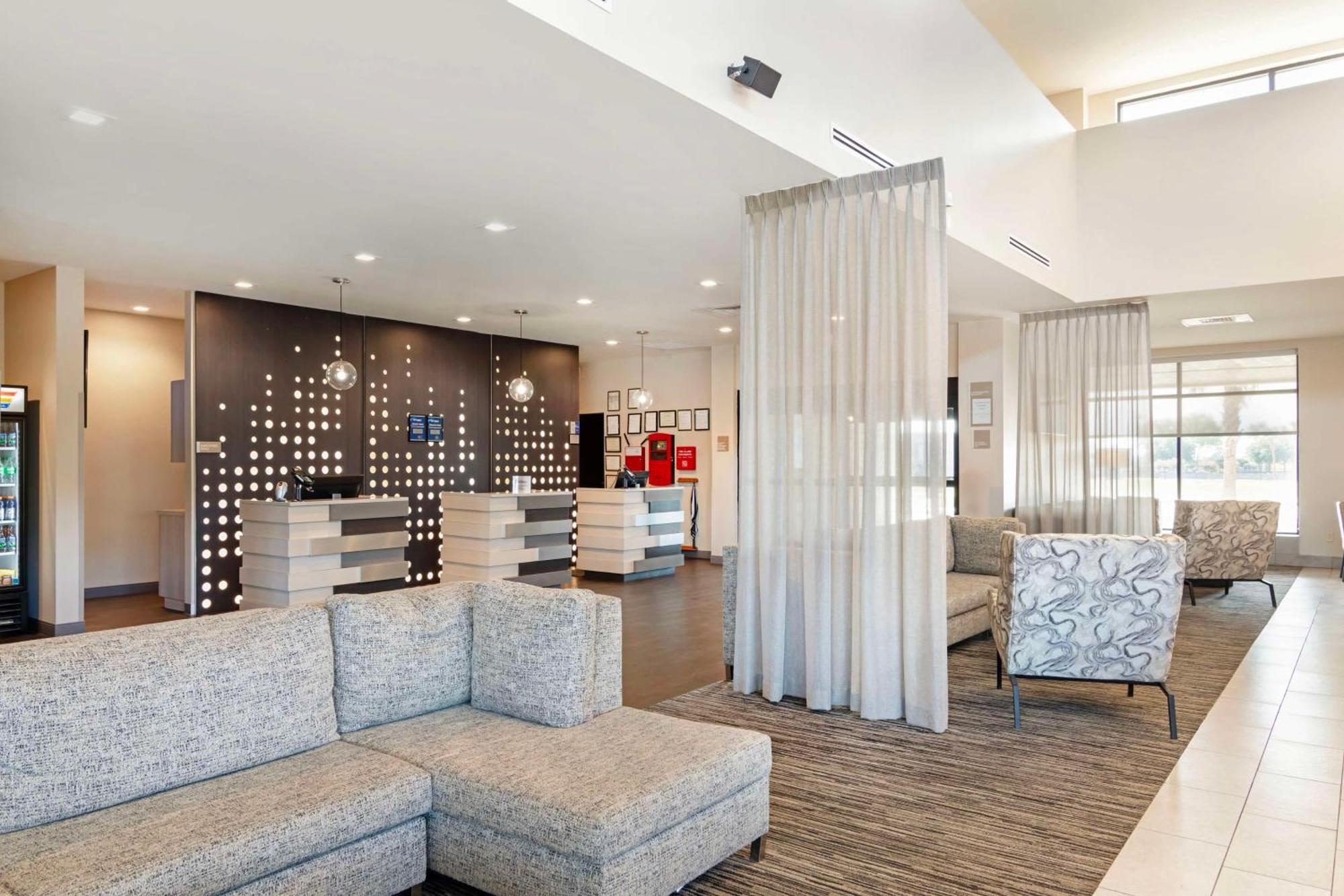 Best Western Plus Executive Residency Rigby'S Water World Hotel Warner Robins Exterior photo